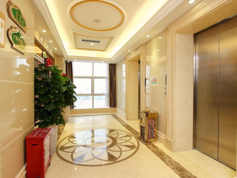 Vienna Classic Hotel Shenzhen Bantian Wuhe Avenue Esterno foto